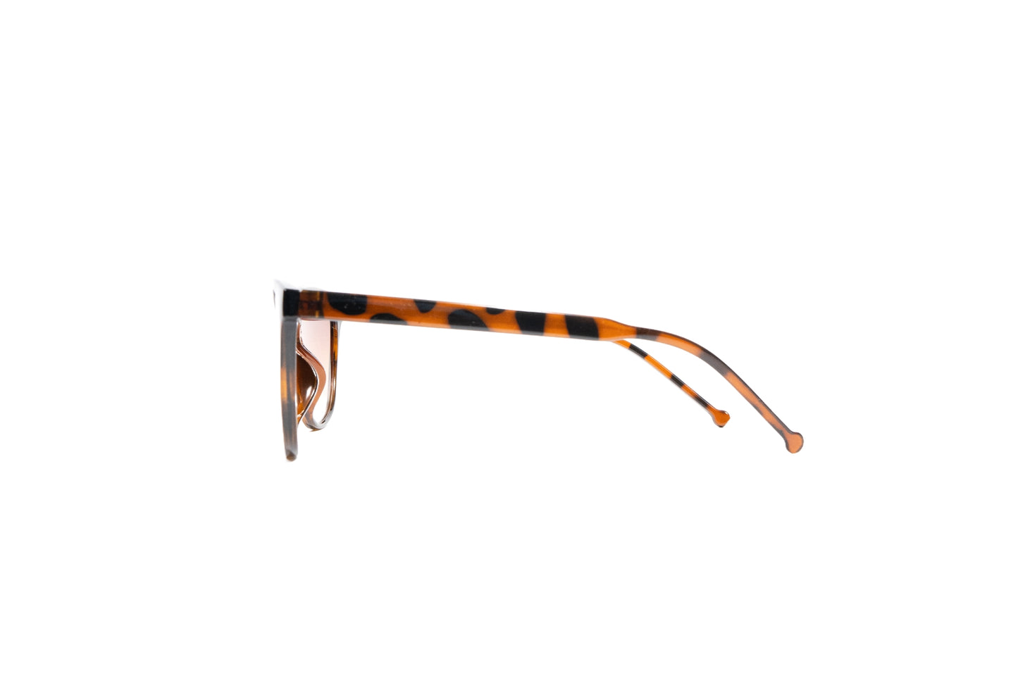 Q146I. Celebrity sunglasses UV400 Retina protected cooling glass