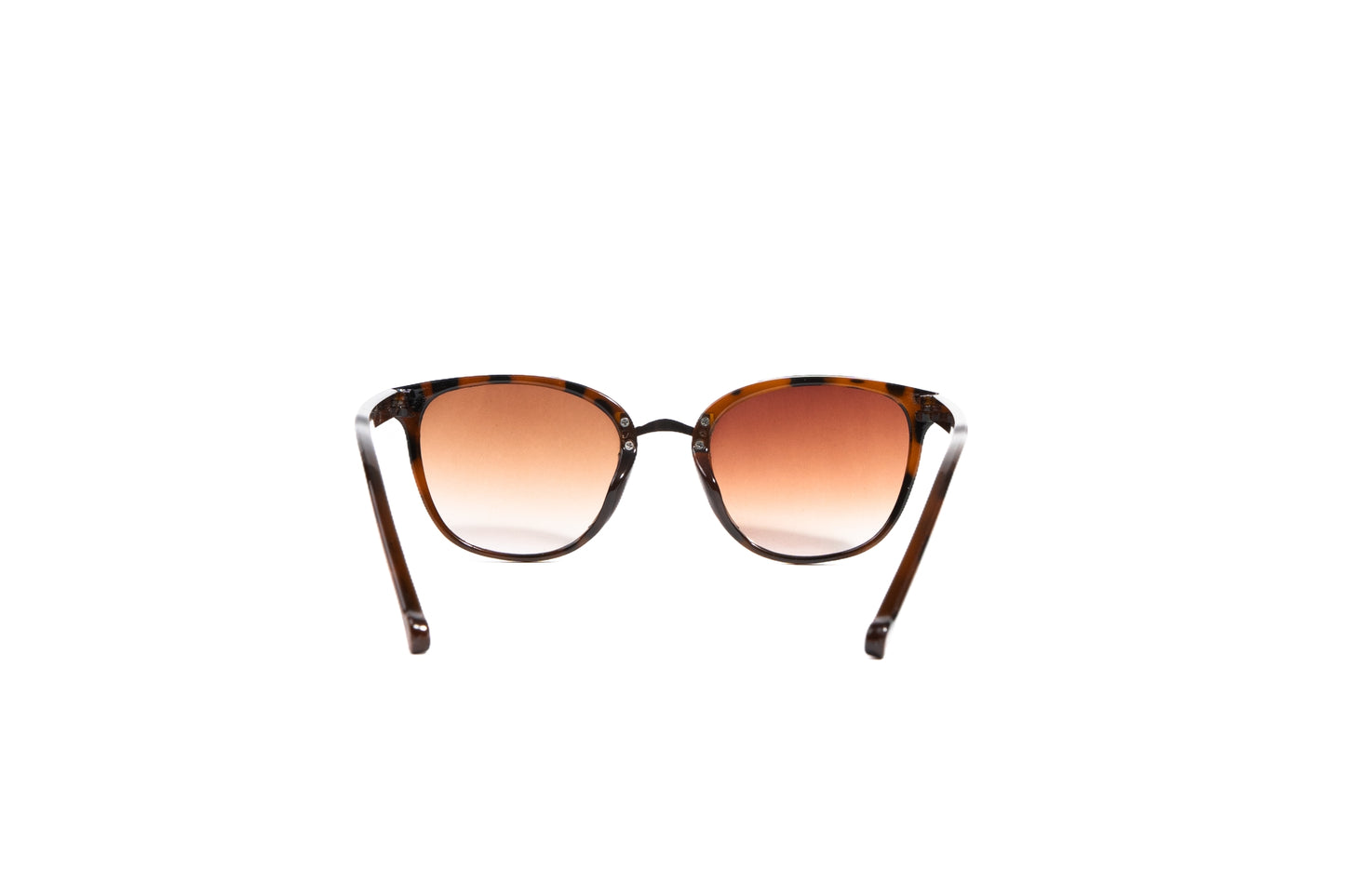 Q557D Celebrity sunglasses UV400 Retina protected cooling glass
