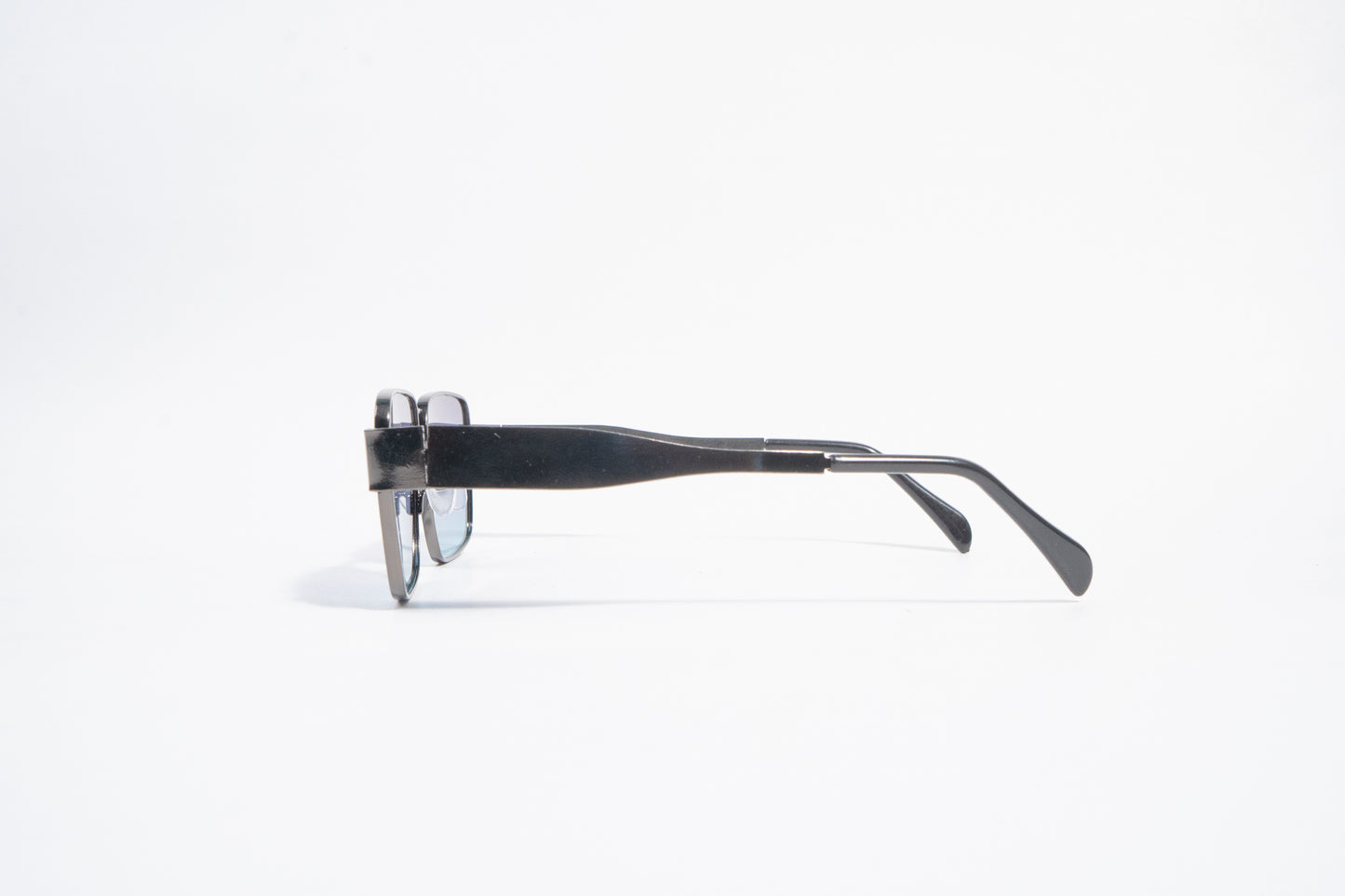 K139l. Men’s Exclusive metal Sunglasses UV400,Retina Protection,Cooling Shield