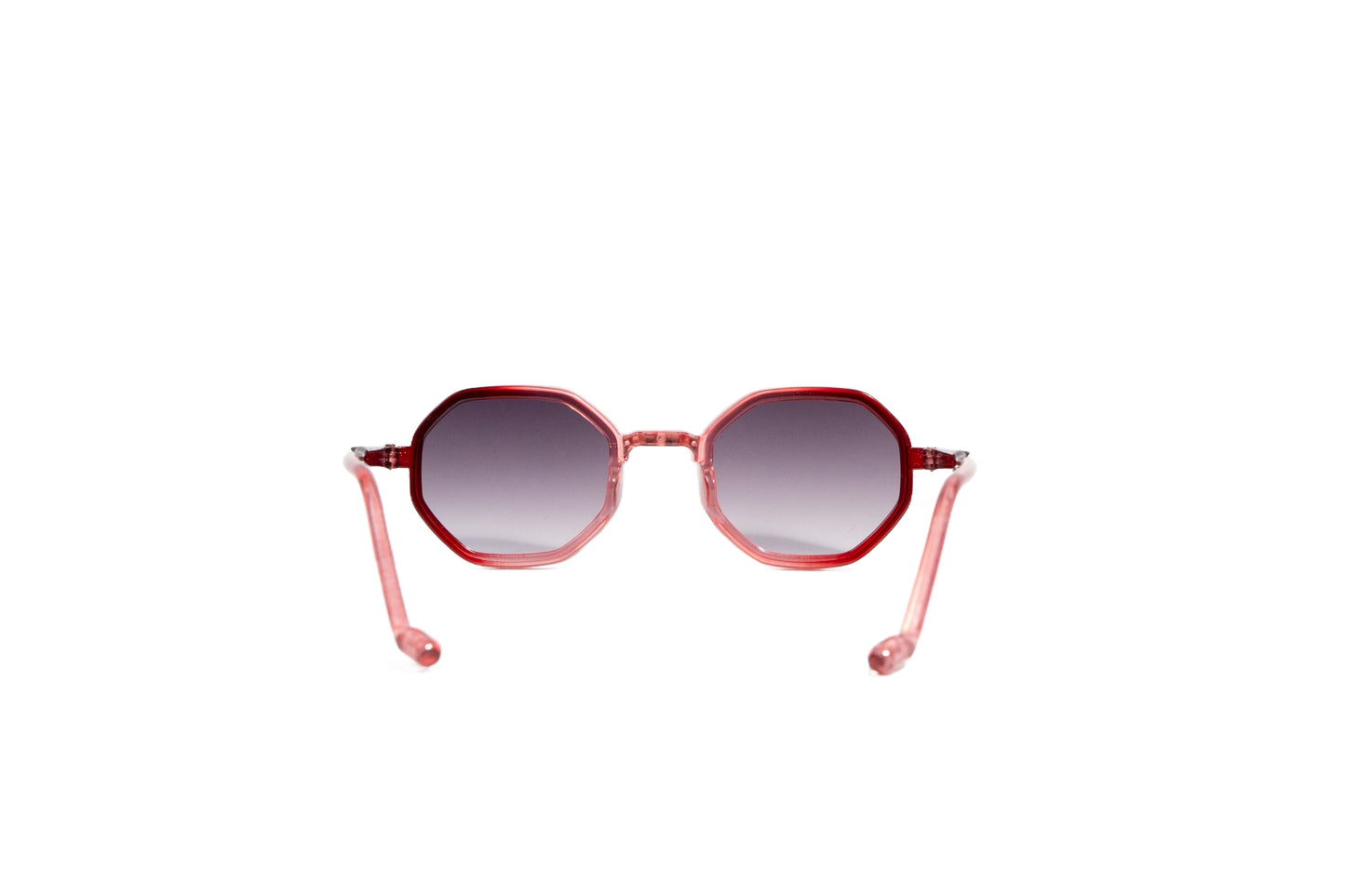 Q717B. Celebrity sunglasses UV400 Retina protected cooling glass