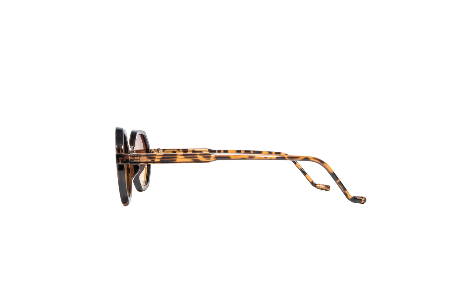 Q717F. Celebrity sunglasses UV400 Retina protected cooling glass