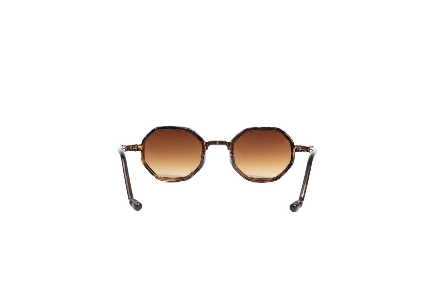 Q717F. Celebrity sunglasses UV400 Retina protected cooling glass