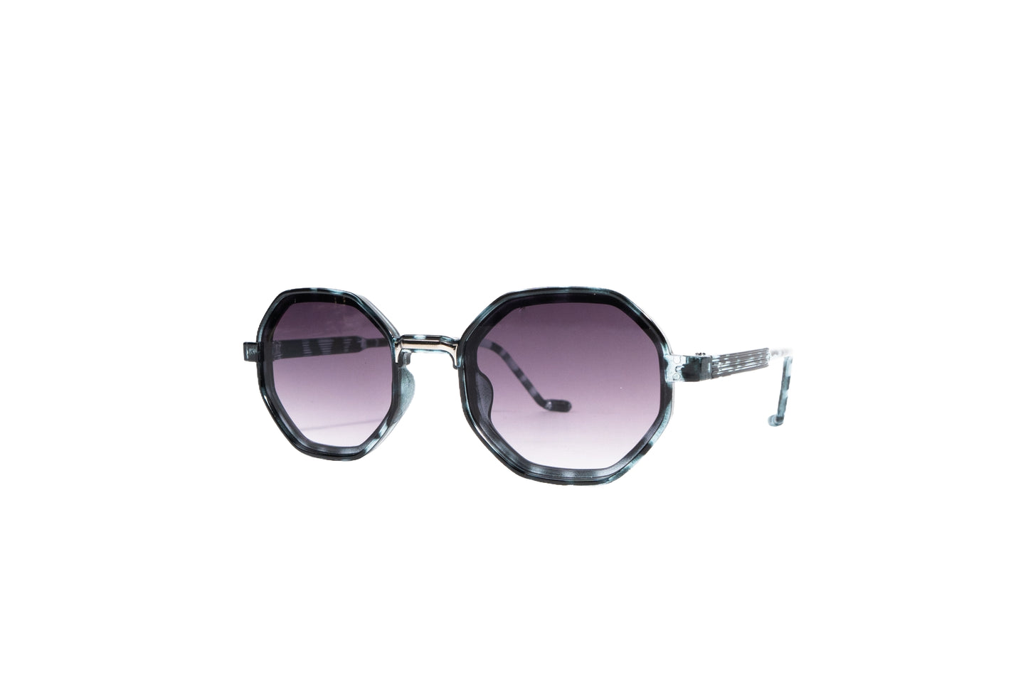 Q717I. Celebrity sunglasses UV400 Retina protected cooling glass