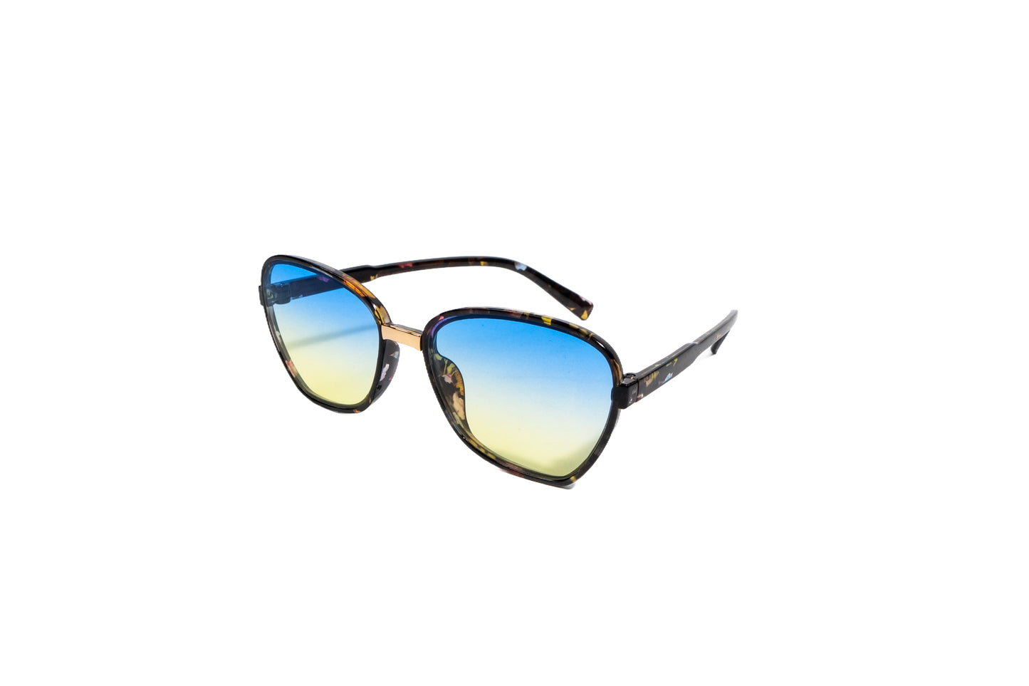 Q559B. Celebrity sunglasses UV400 Retina protected cooling glass