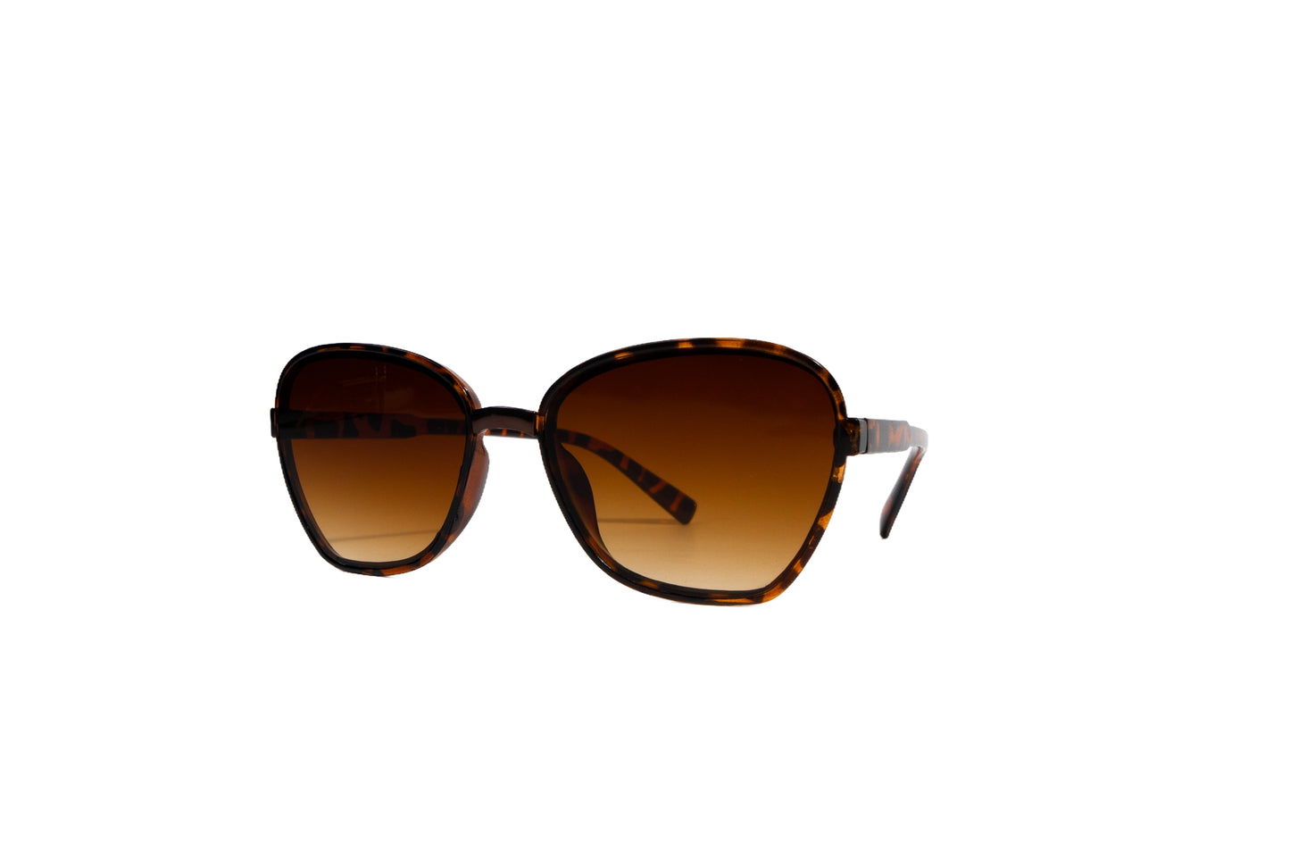 Q559C. Celebrity sunglasses UV400 Retina protected cooling glass