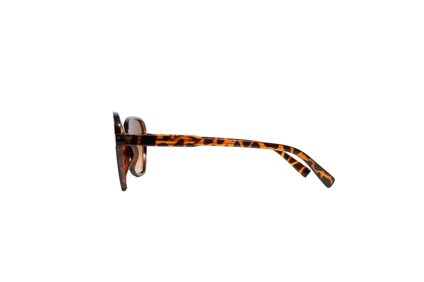Q559C. Celebrity sunglasses UV400 Retina protected cooling glass