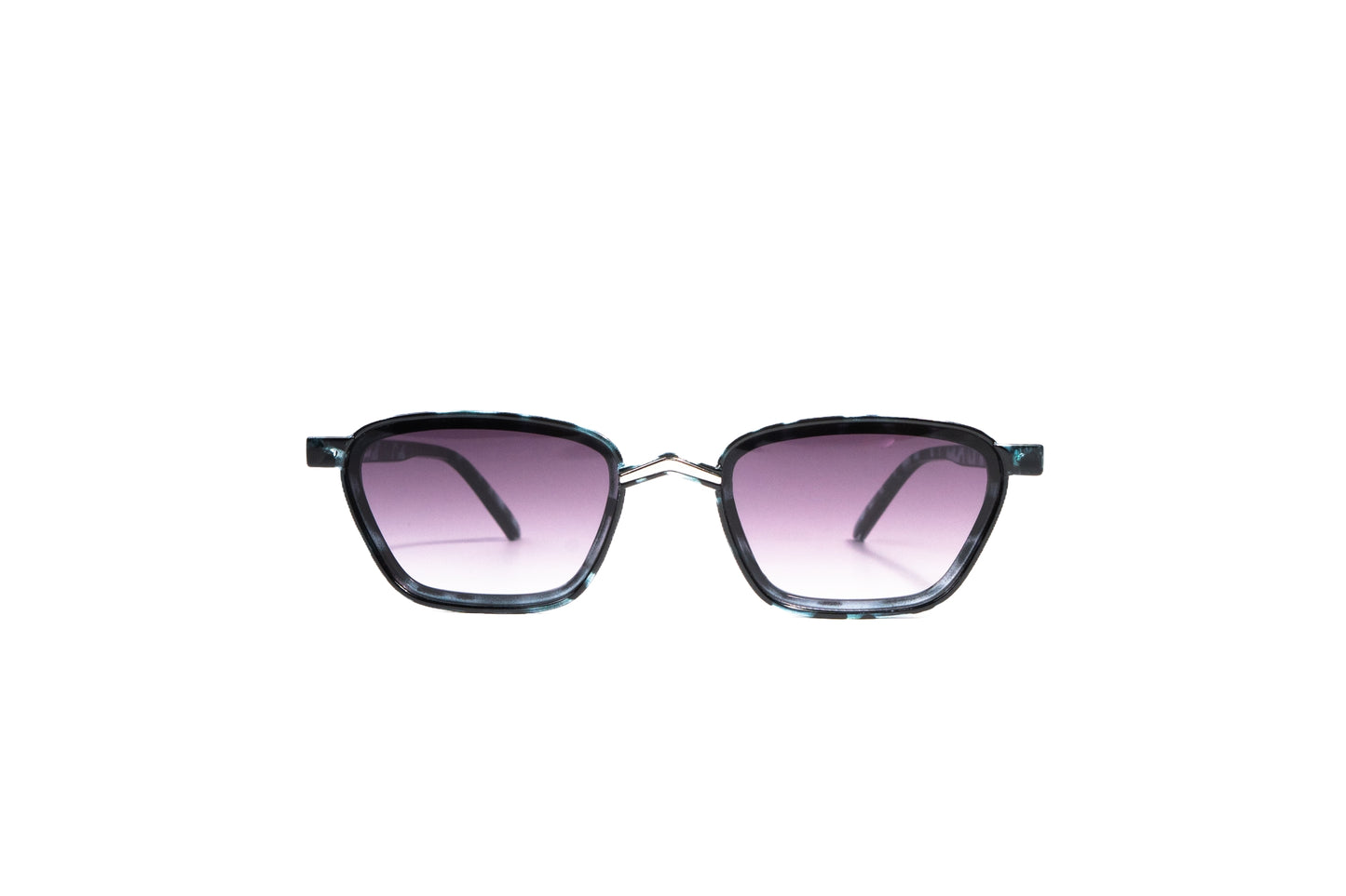 Q560C. Celebrity sunglasses UV400 Retina protected cooling glass