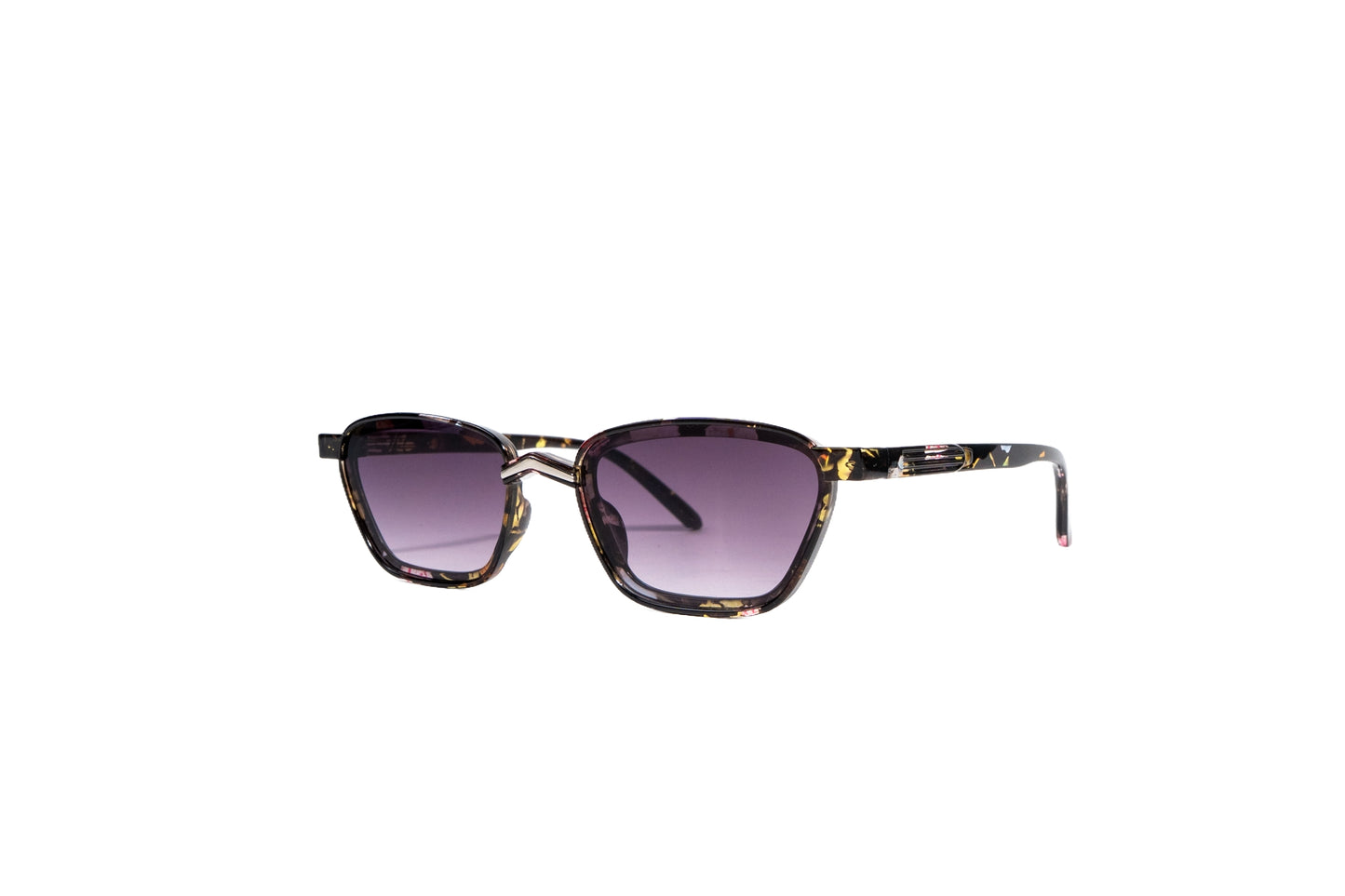 Q560F. Celebrity sunglasses UV400 Retina protected cooling glass