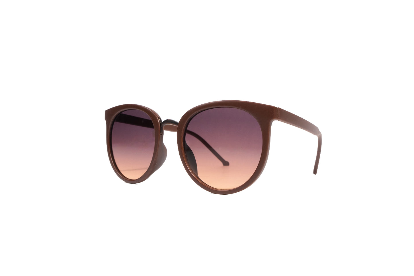 Q561C. Celebrity sunglasses UV400 Retina protected cooling glass