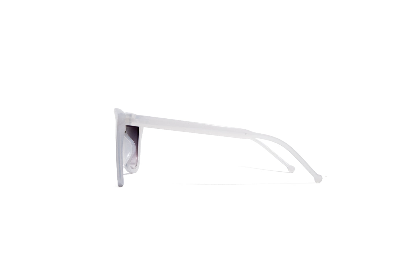Q584B. Cat eye  Celebrity UV400 Retina protected cooling glass