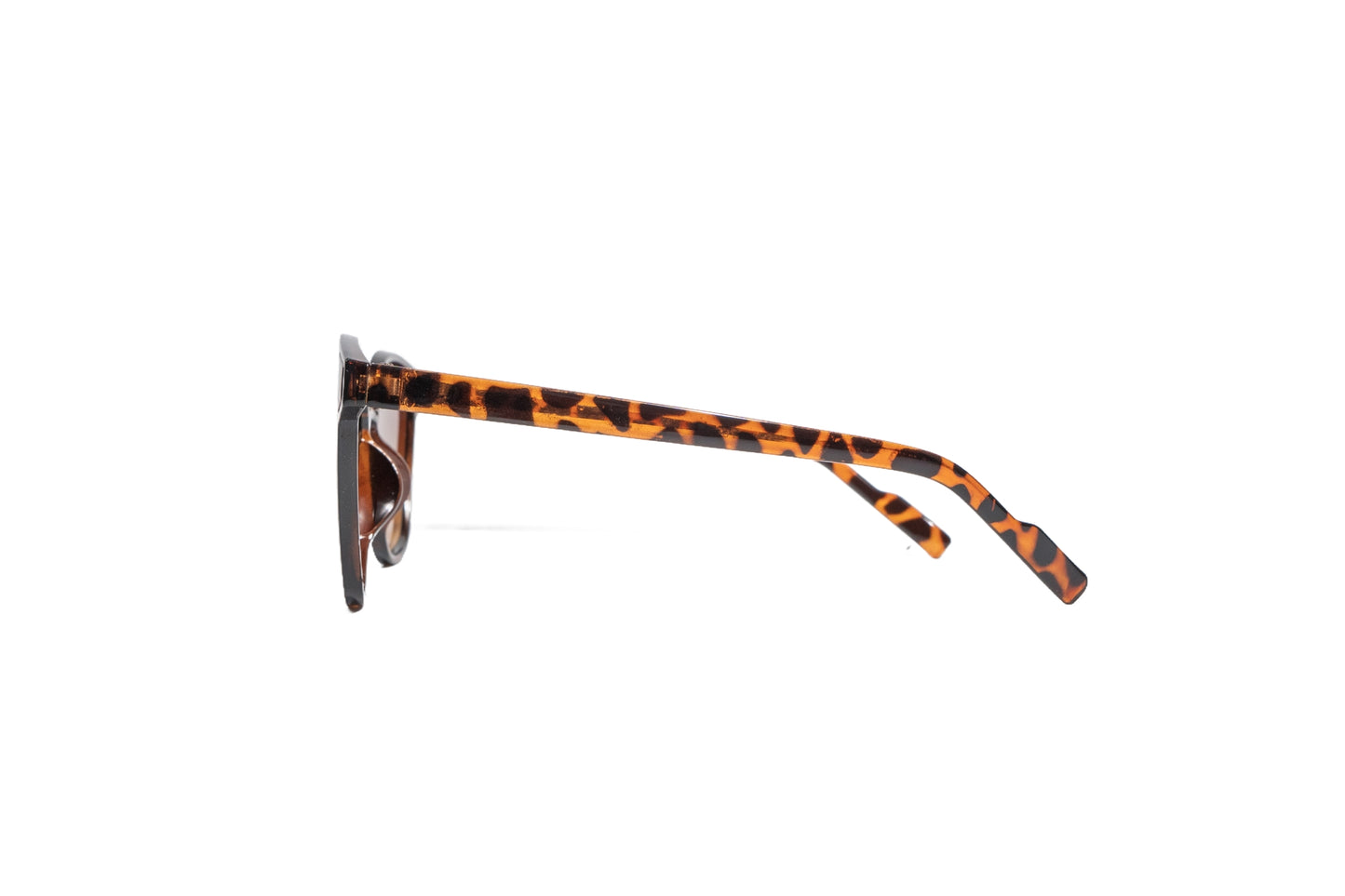 Q713C. Cat eye  Celebrity UV400 Retina protected cooling glass