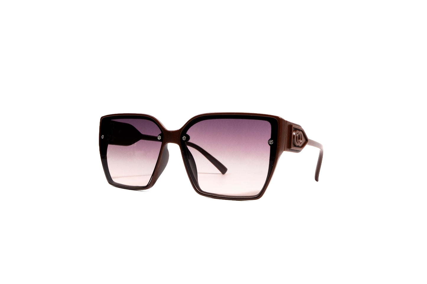 Q716F.  Celebrity sunglasses UV400 Retina protected cooling glass