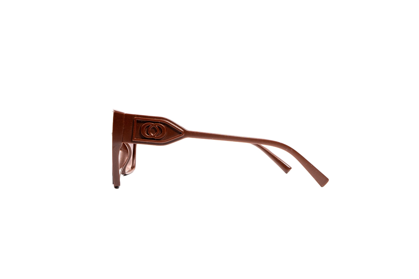 Q716F.  Celebrity sunglasses UV400 Retina protected cooling glass