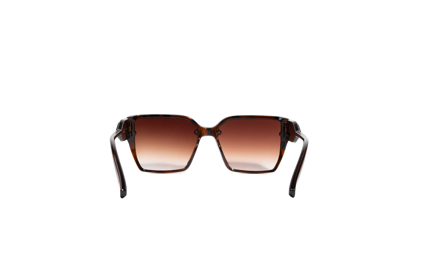 Q716H.  Celebrity sunglasses UV400 Retina protected cooling glass