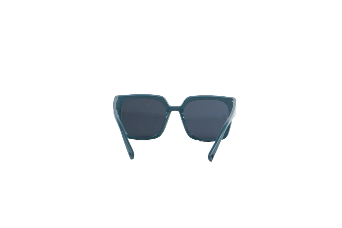 Q342. Celebrity stylish sunglasses UV400 Retina protected cooling glass