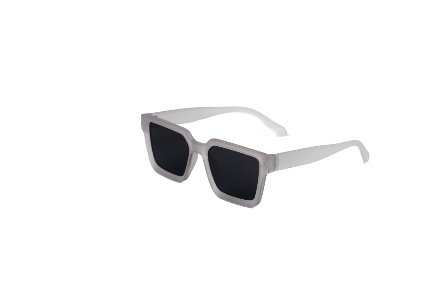 K387F. Men’s Celebrity sunglass UV400 Retina protected cooling glass