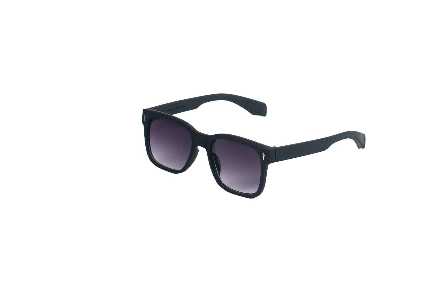 K385A. Men’s Celebrity sunglass UV400 Retina protected cooling glass