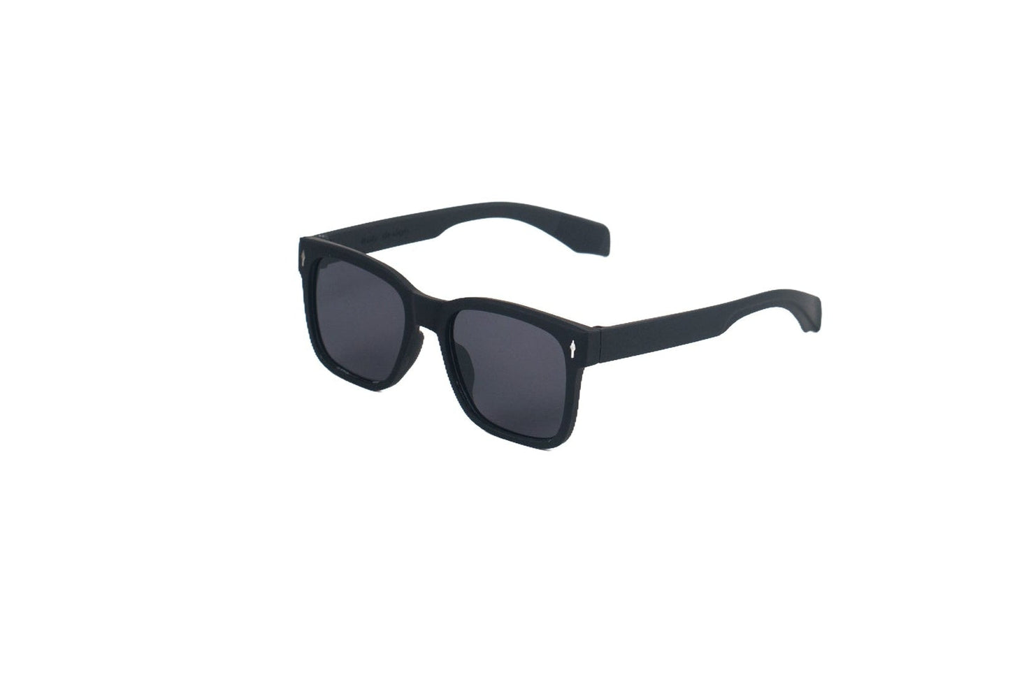 K385B. Men’s Celebrity sunglass UV400 Retina protected cooling glass