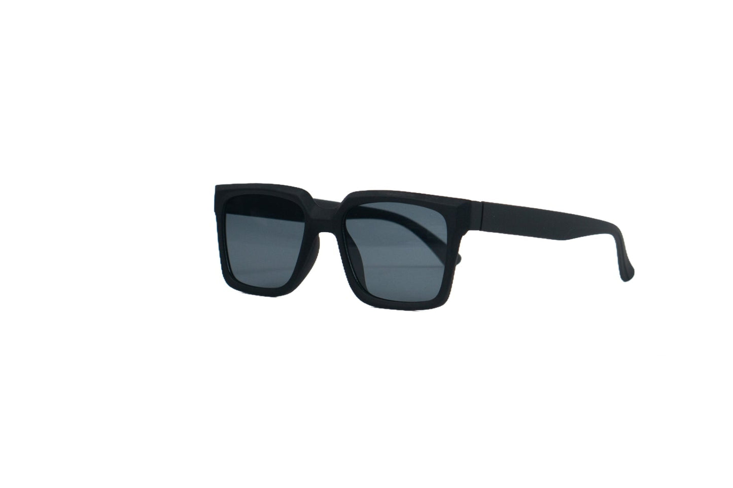 K879E. Men’s Celebrity sunglass UV400 Retina protected cooling glass