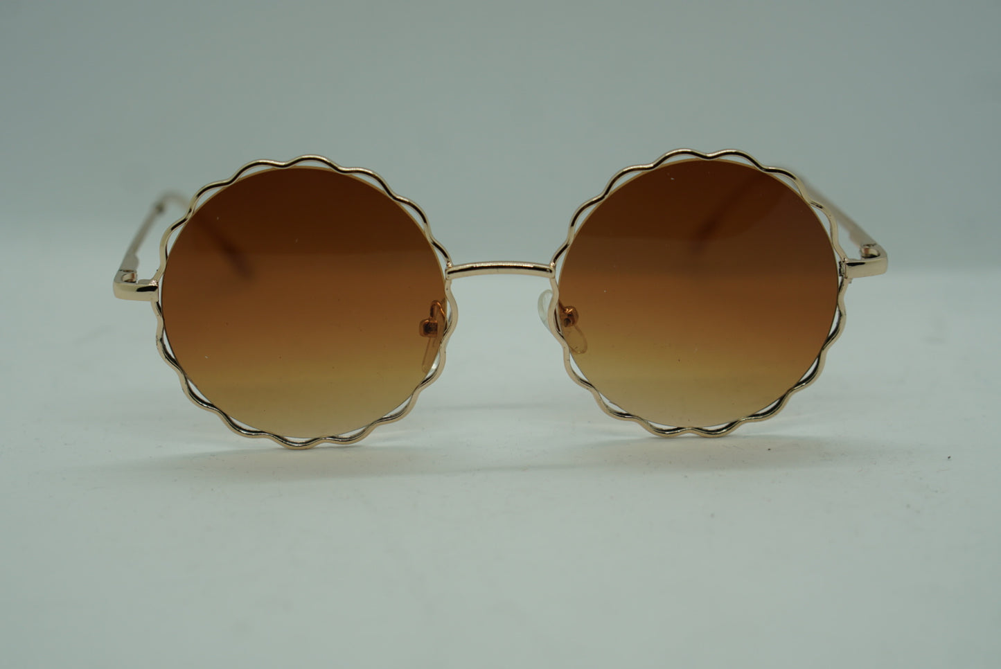 372. Baby sunglass