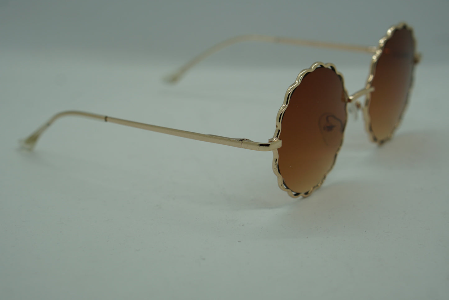 372. Baby sunglass