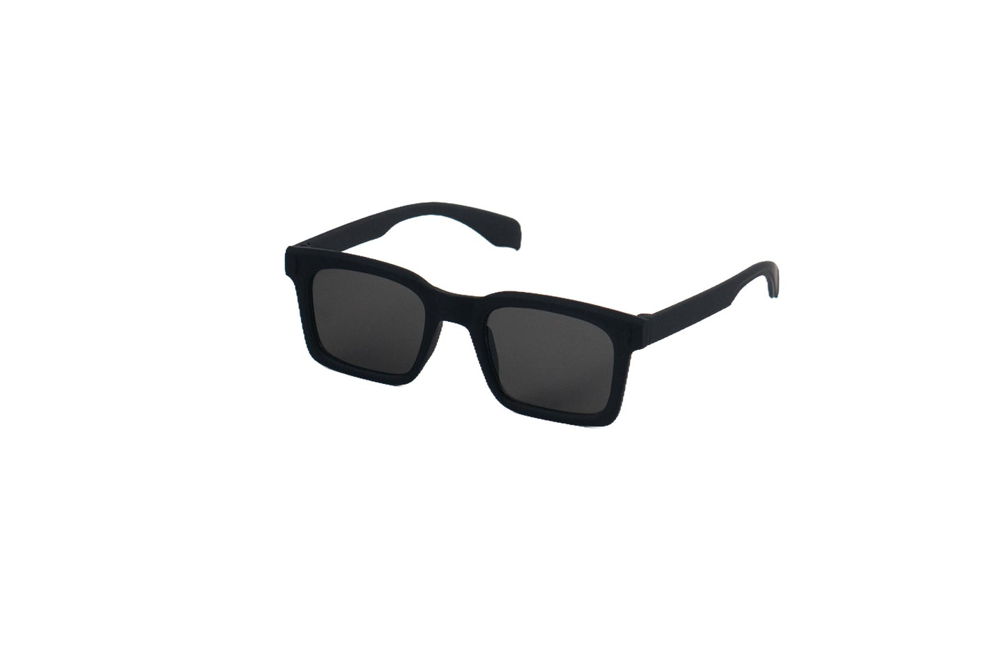 K382B. Men’s Celebrity sunglass UV400 Retina protected cooling glass