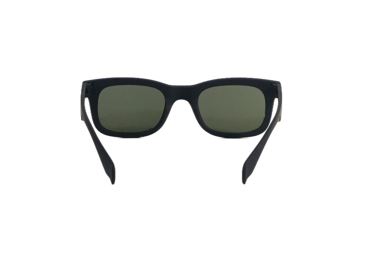 K885B. Men’s Celebrity sunglass UV400 Retina protected cooling glass