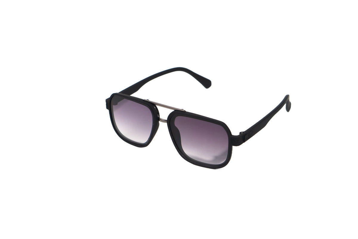 K176B. Men’s Celebrity sunglass UV400 Retina protected cooling glass