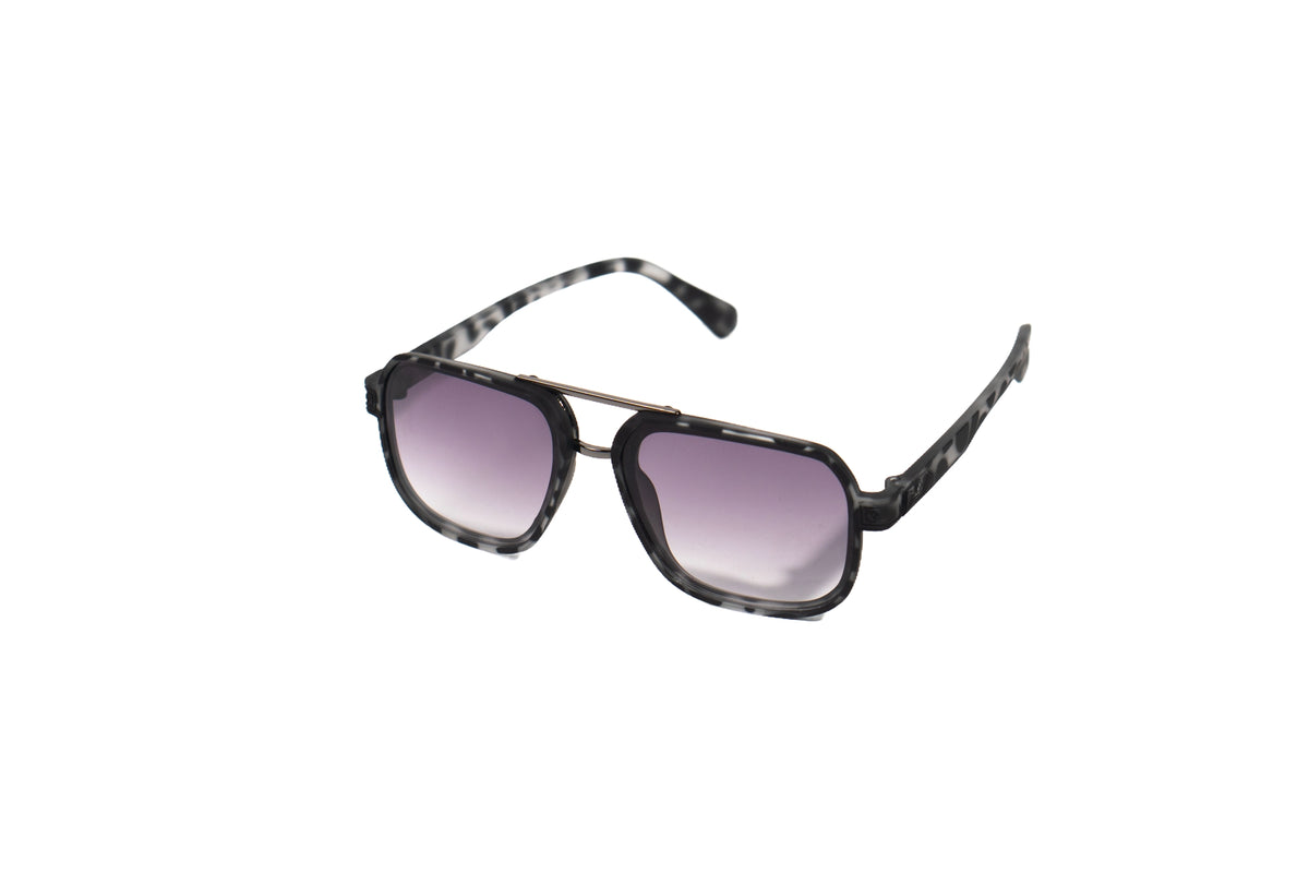 K176G. Men’s Celebrity sunglass UV400 Retina protected cooling glass