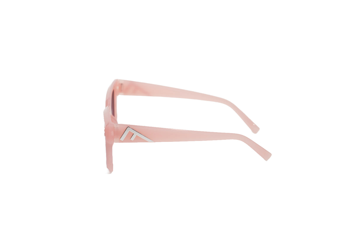 Q179D. Celebrity sunglasses UV400 Retina protected cooling glass