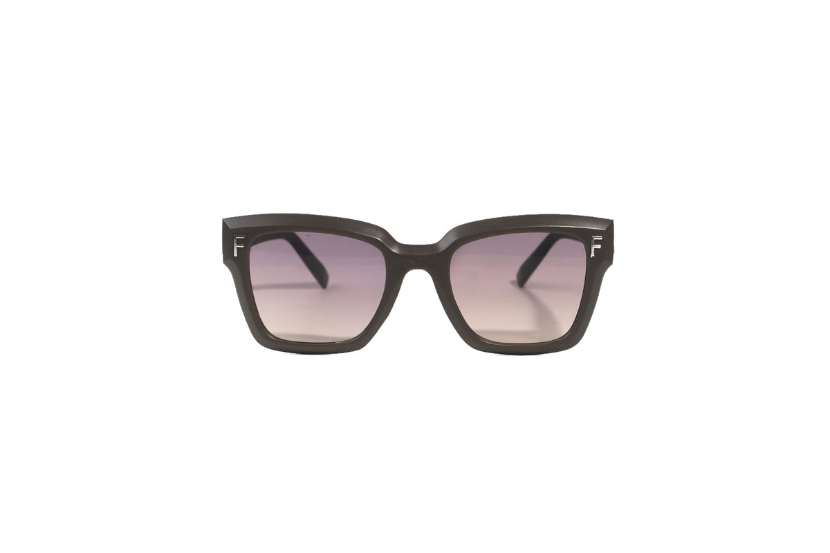 Q179G. Celebrity sunglasses UV400 Retina protected cooling glass