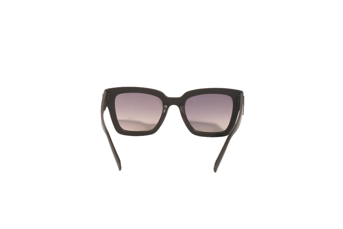 Q179G. Celebrity sunglasses UV400 Retina protected cooling glass