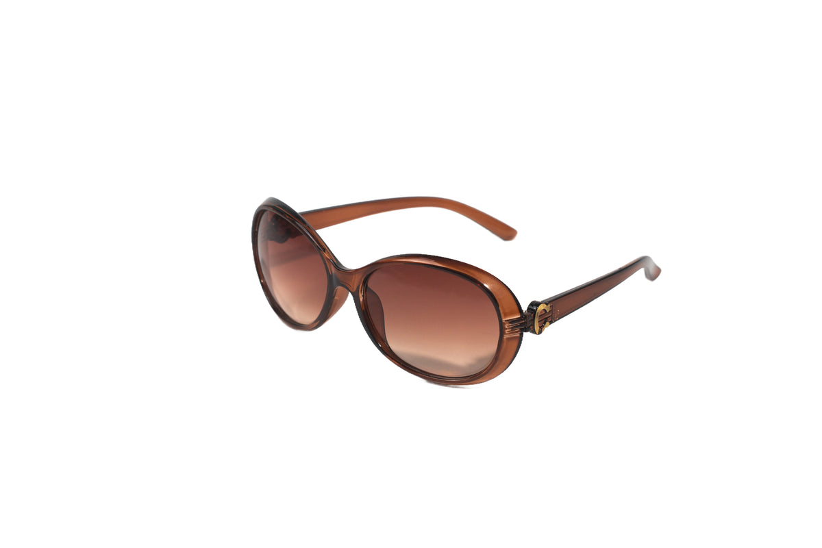 Q180B. Celebrity cat eye sunglasses UV400 Retina protected cooling glass