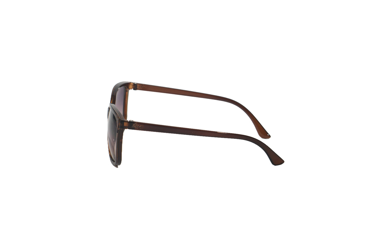Q181D. Celebrity cat eye sunglasses UV400 Retina protected cooling glass