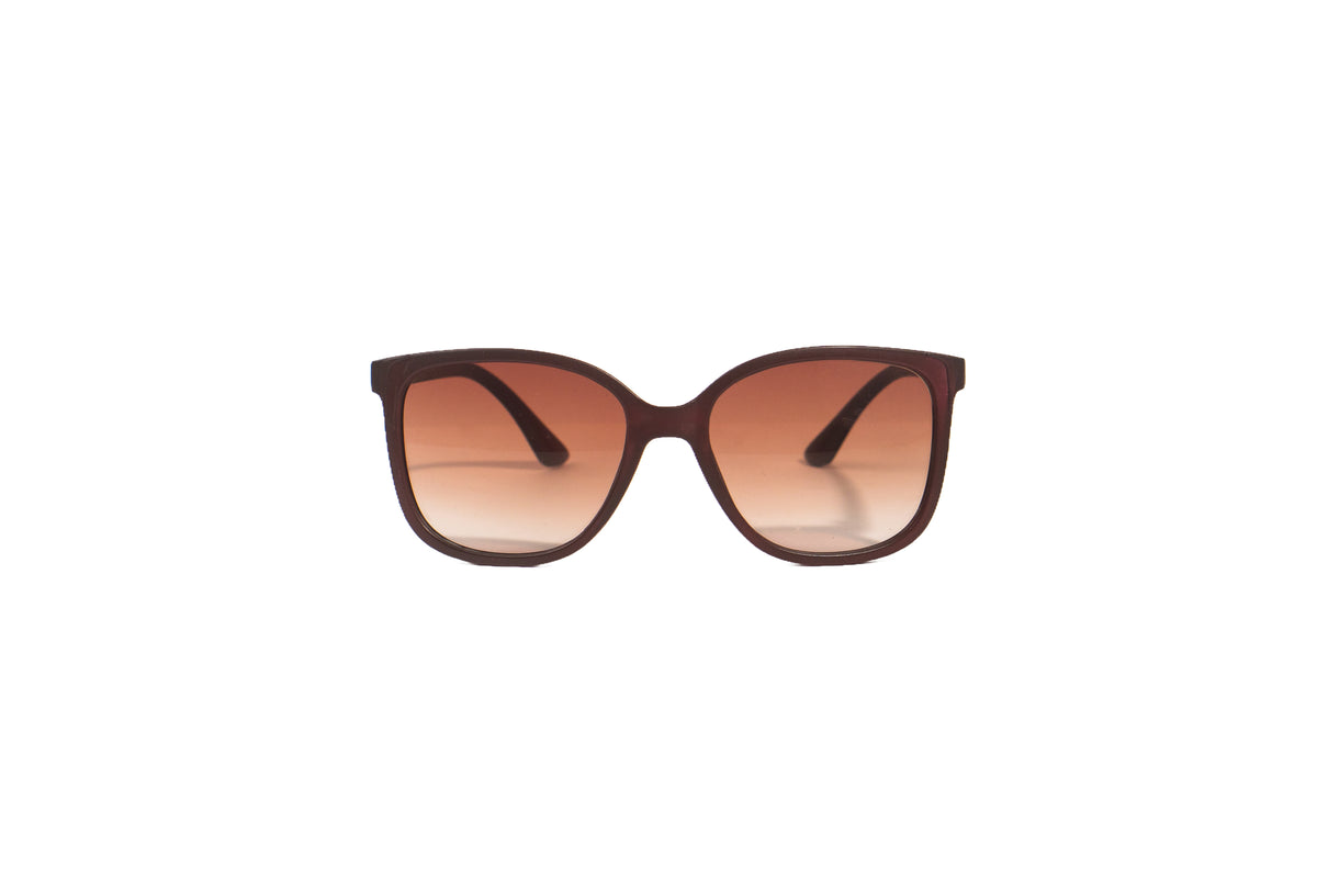 Q181E. Celebrity cat eye sunglasses UV400 Retina protected cooling glass