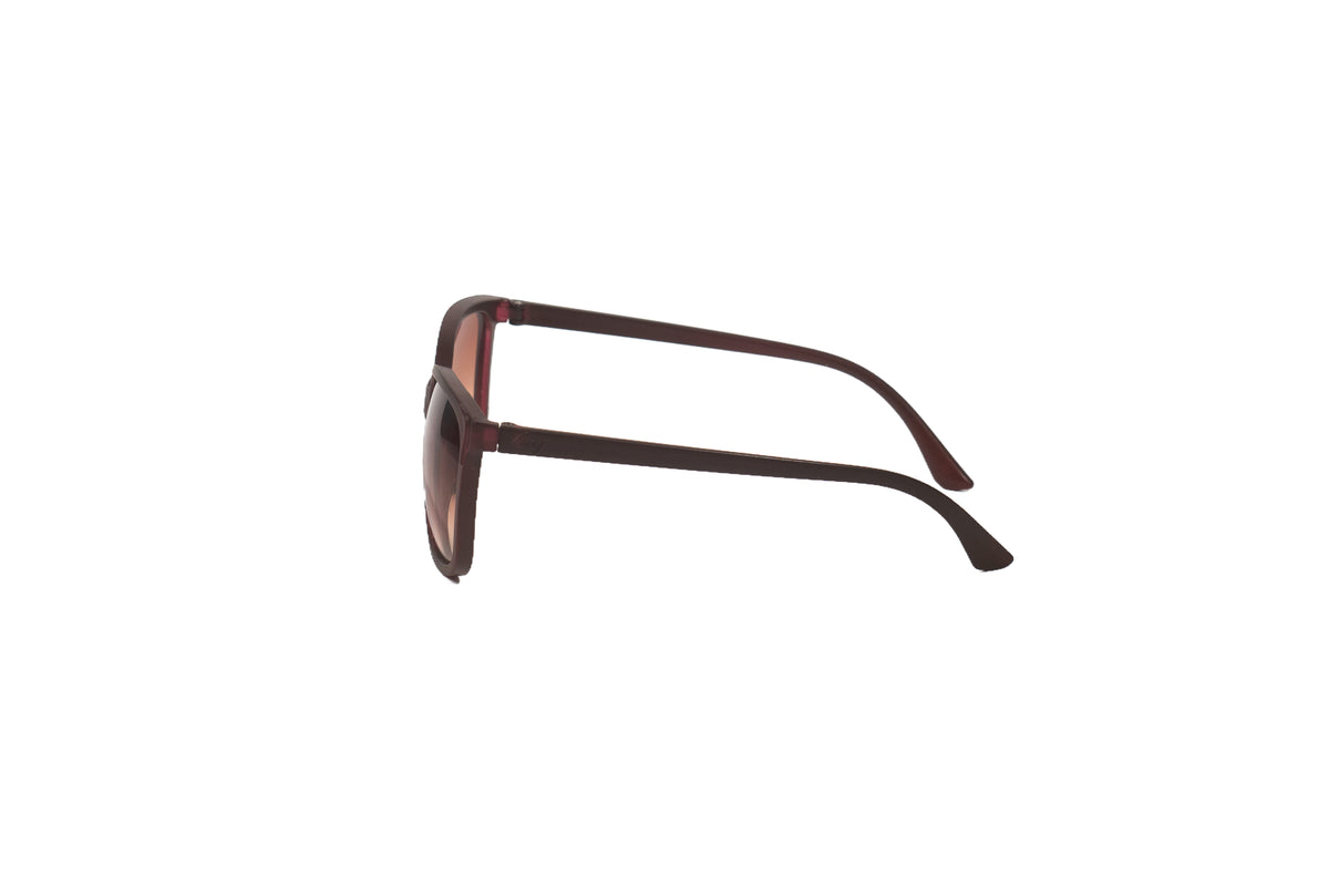 Q181E. Celebrity cat eye sunglasses UV400 Retina protected cooling glass