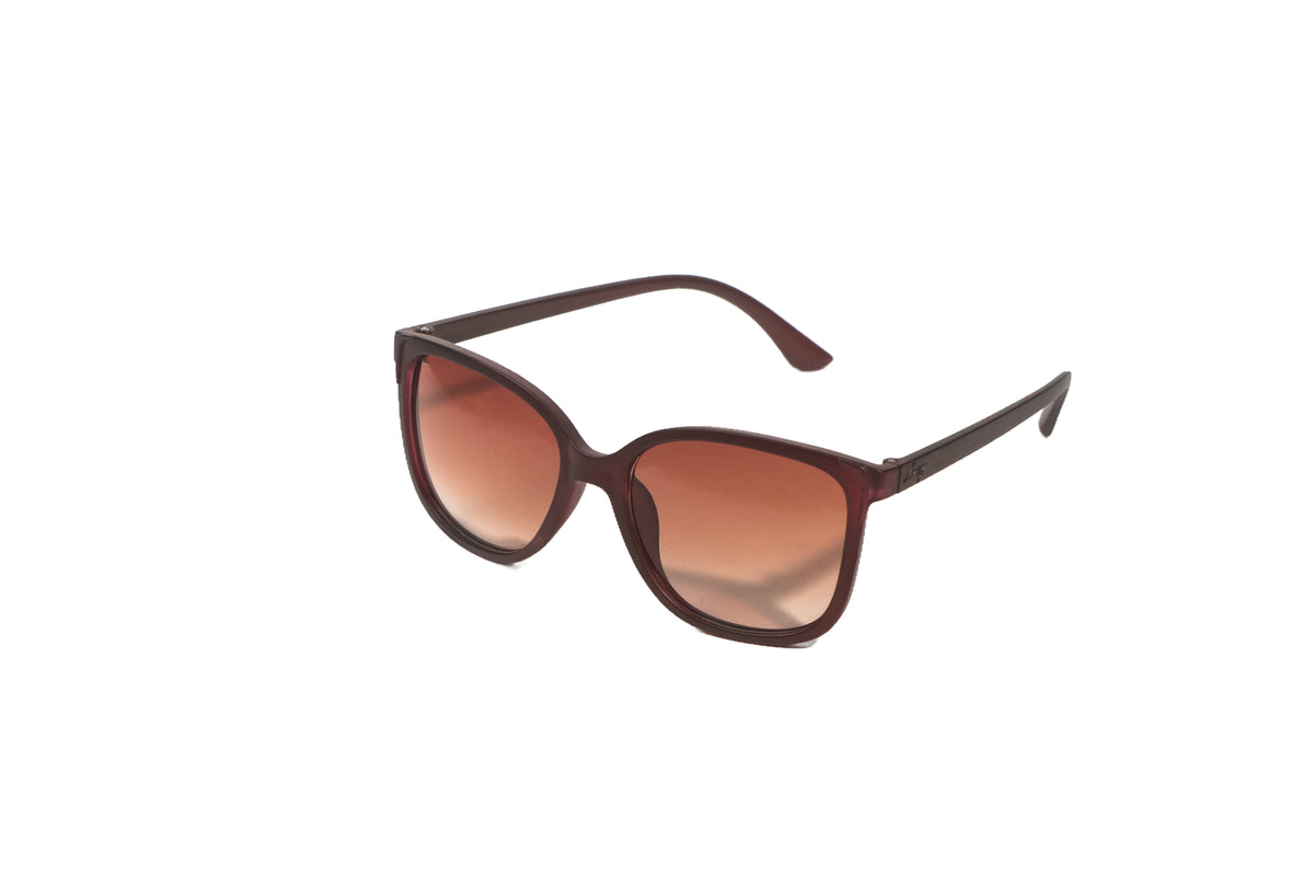 Q181E. Celebrity cat eye sunglasses UV400 Retina protected cooling glass