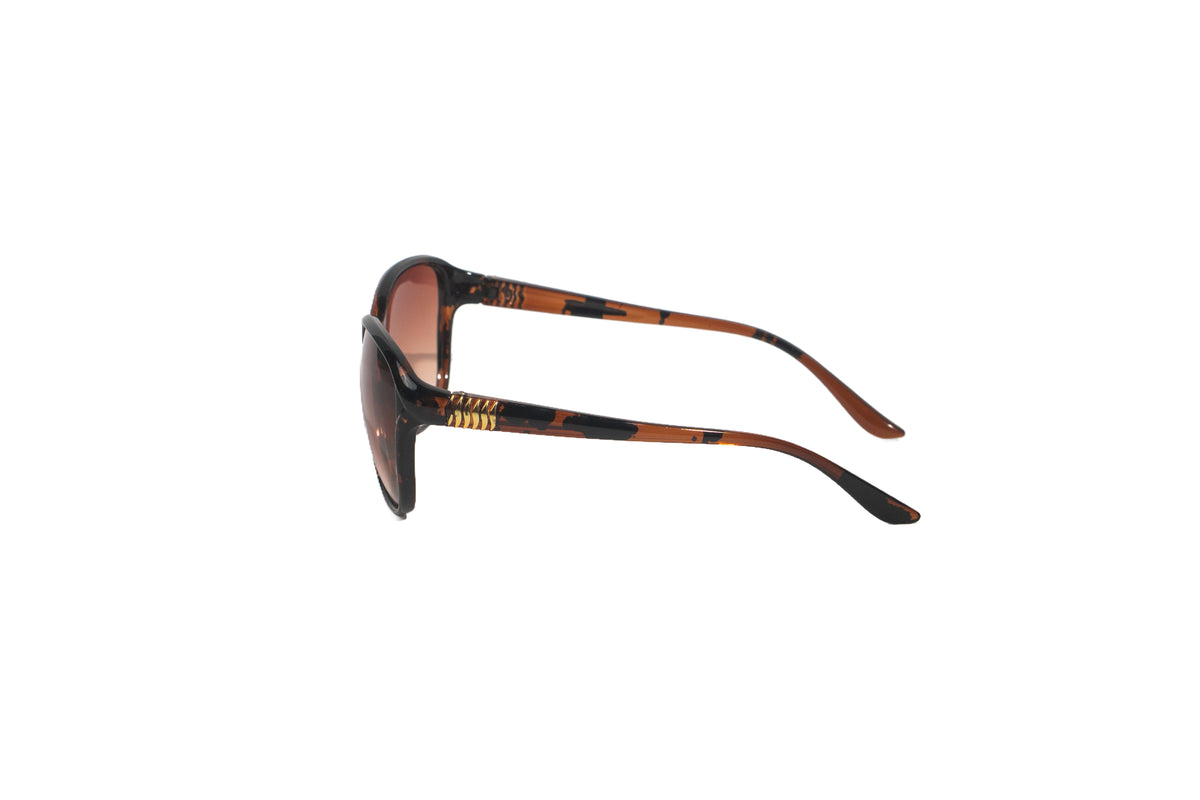 Q182C. Celebrity cat eye sunglasses UV400 Retina protected cooling glass