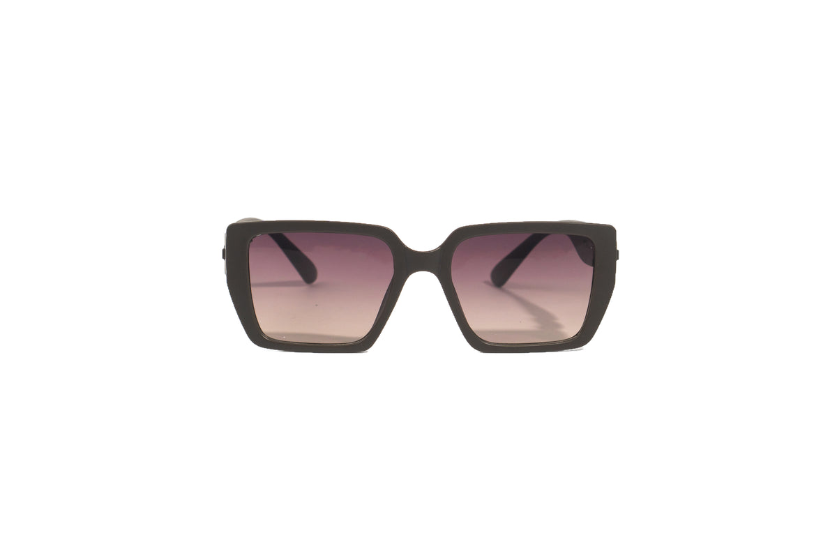 Q168A. Celebrity sunglasses UV400 Retina protected cooling glass