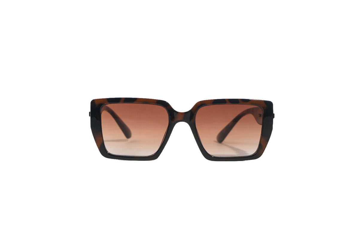 Q168B. Celebrity sunglasses UV400 Retina protected cooling glass