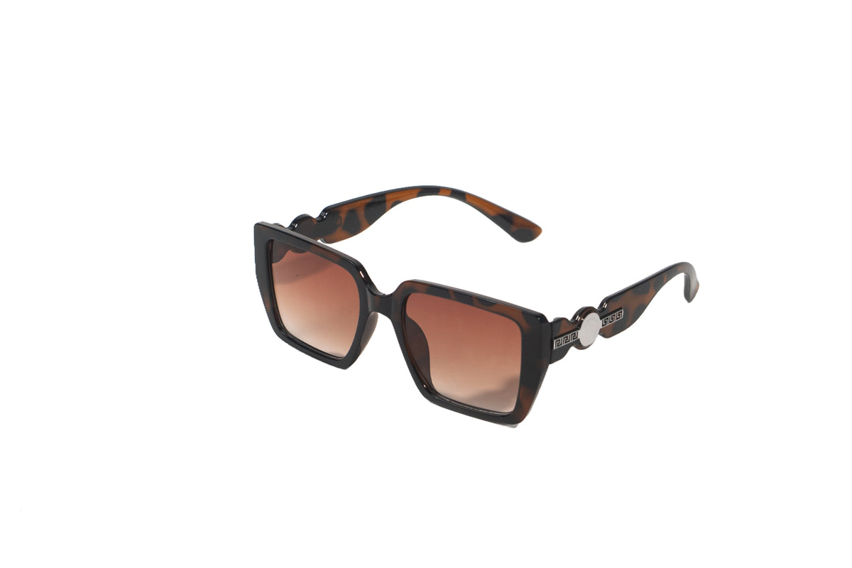 Q168B. Celebrity sunglasses UV400 Retina protected cooling glass