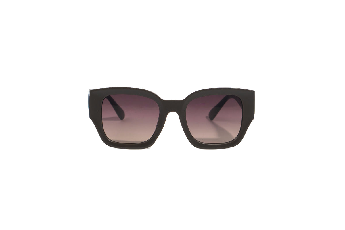 Q185A. Celebrity sunglasses UV400 Retina protected cooling glass