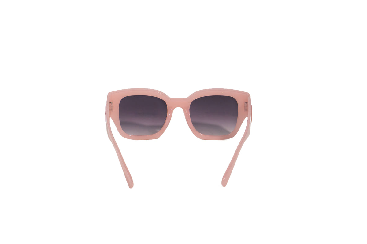Q185C. Celebrity sunglasses UV400 Retina protected cooling glass