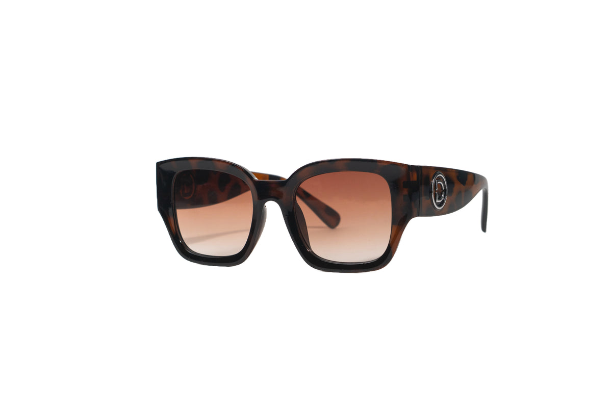 Q185D. Celebrity sunglasses UV400 Retina protected cooling glass