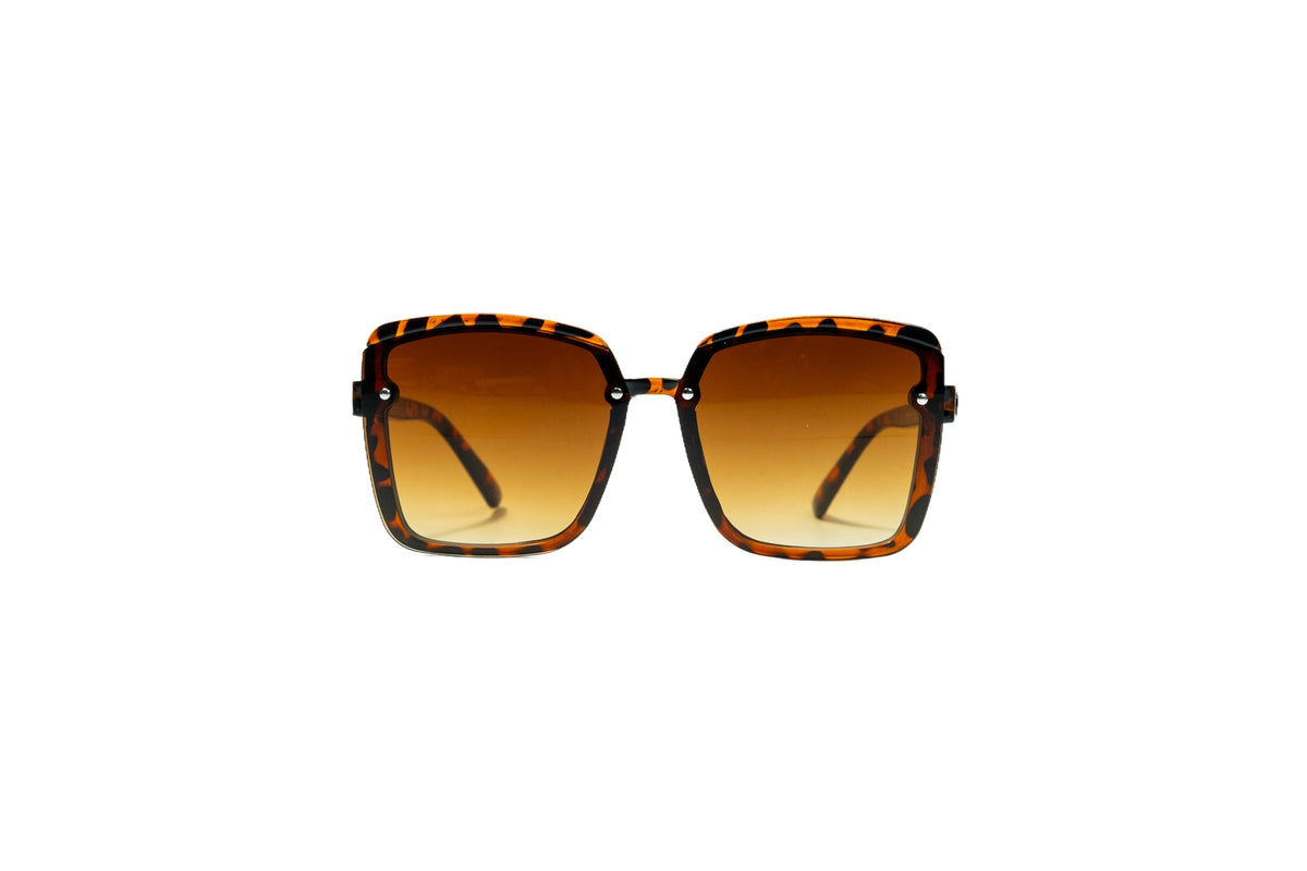 Q228. Celebrity stylish sunglasses UV400 Retina protected cooling glass