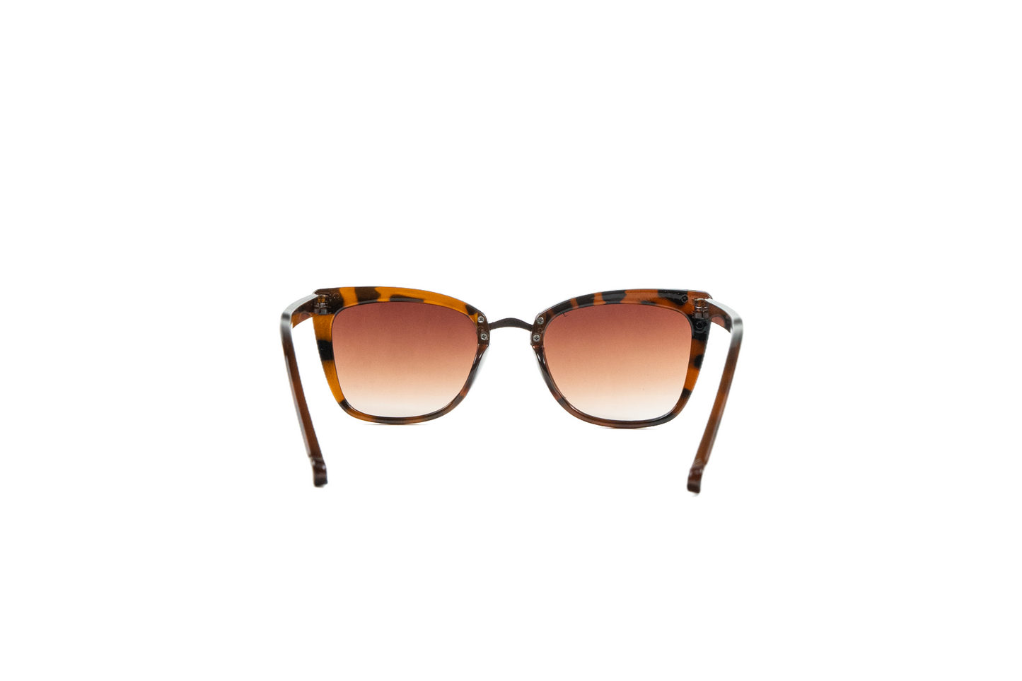 Q144h. Celebrity sunglasses UV400 Retina protected cooling glass