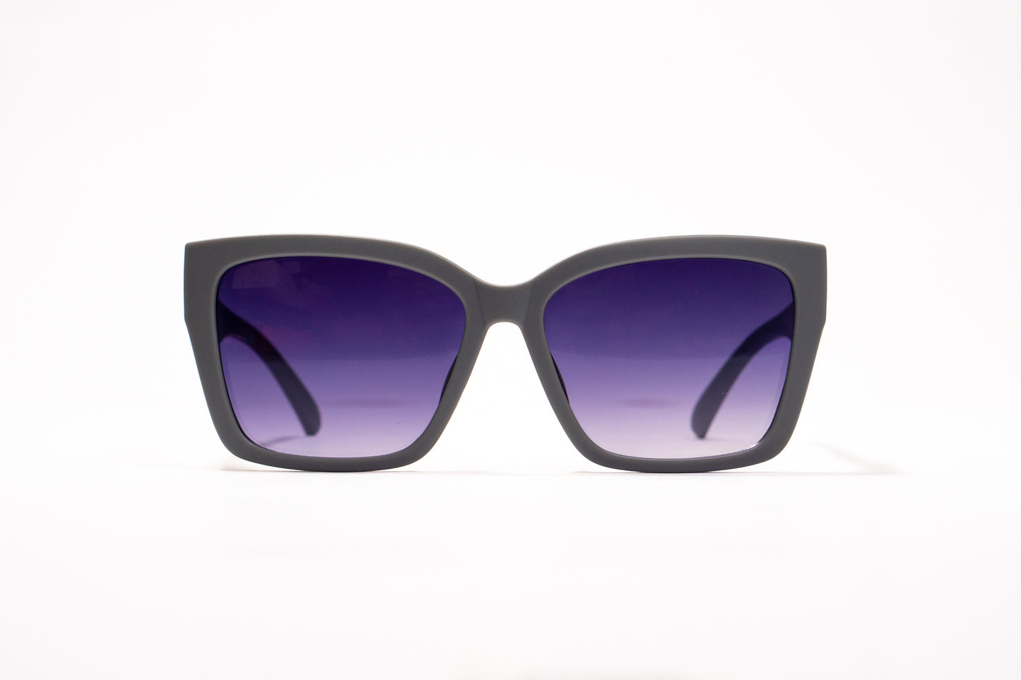 634. Square premium silver Celebrity UV400 Retina protected cooling glass