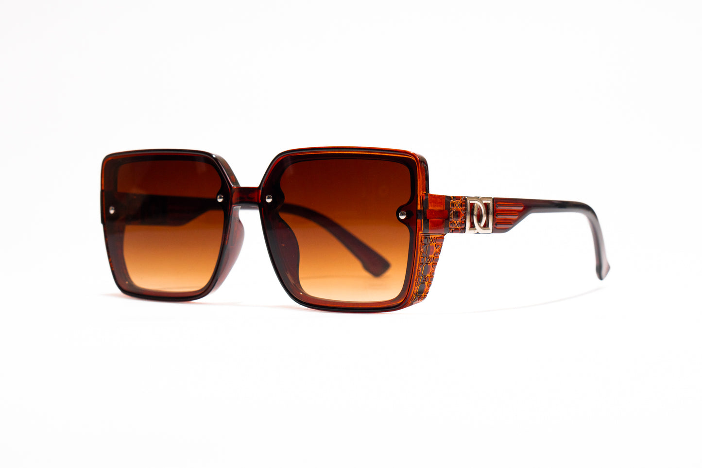 641. Celebrity sunglasses UV400 Retina protected cooling glass