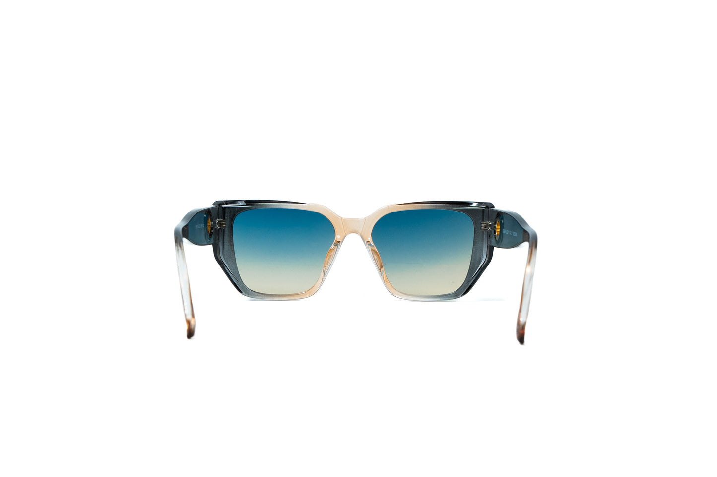 Q299. Exclusive sunglass UV400 Retina protected cooling glass