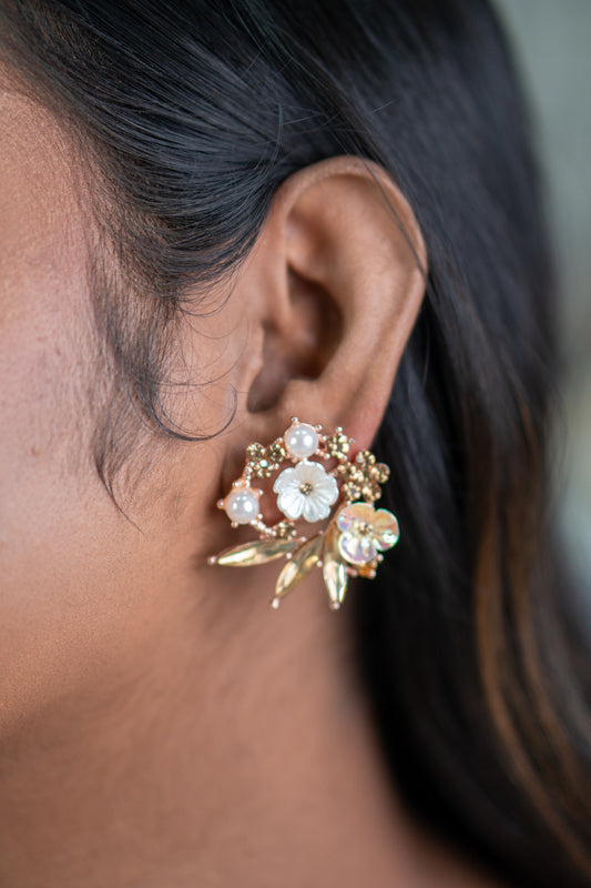 50. Anti Turnished Earrings Golden